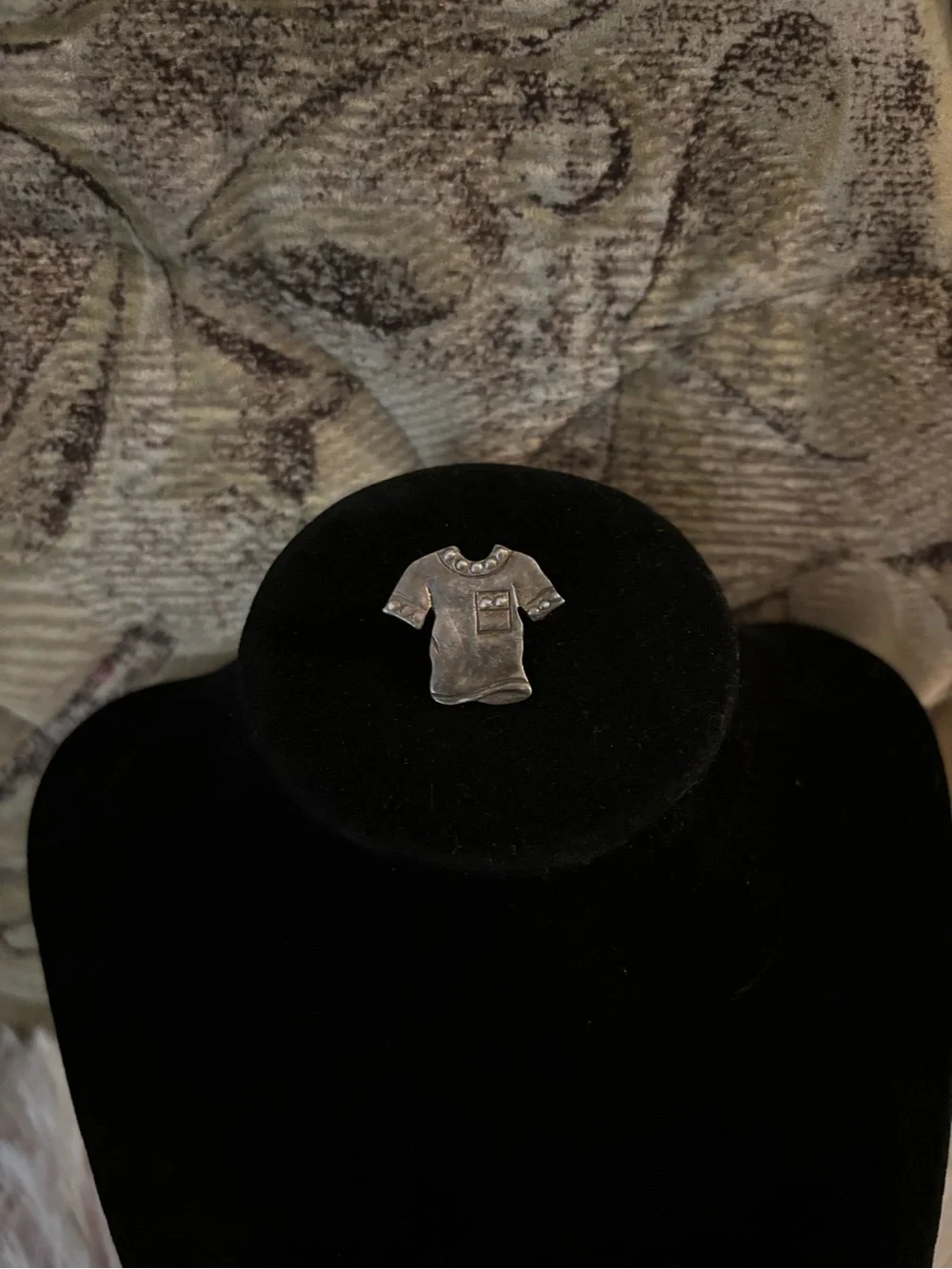925 Sterling Silver Vintage T-Shirt Charm Brooch